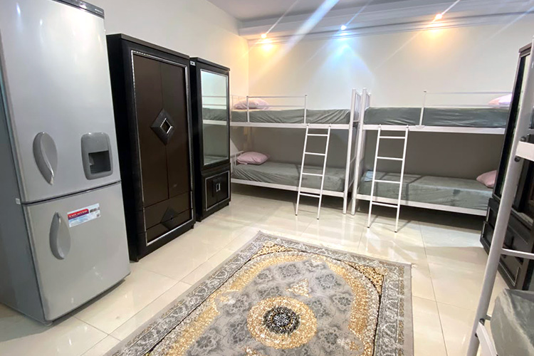 اتاق 8 تخته مستر خوابگاه و پانسیون دخترانه عدالت